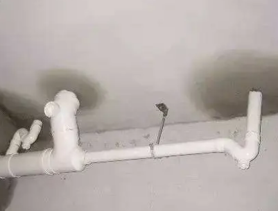 比如卫生间测漏水的几种情景