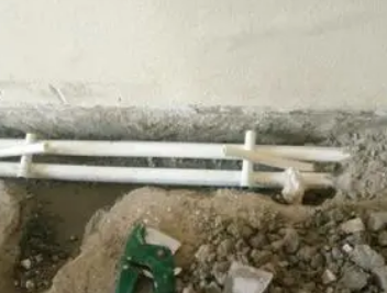 比如卫生间测漏水哪家好